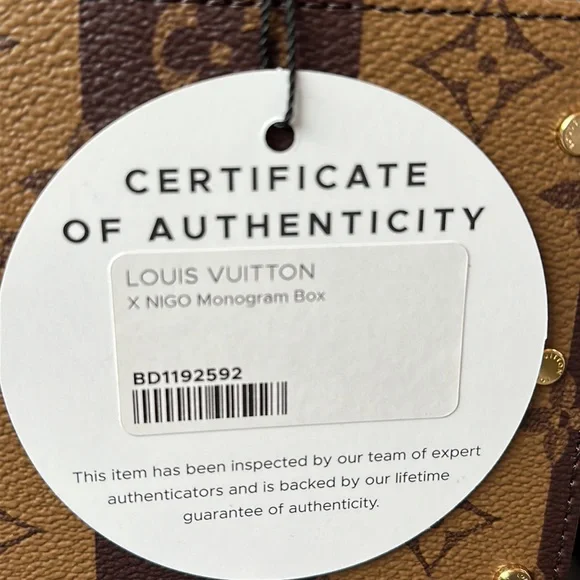 SOLD EUC Louis Vuitton X Nigo Monogram Beauty Box - Picture 8 of 8